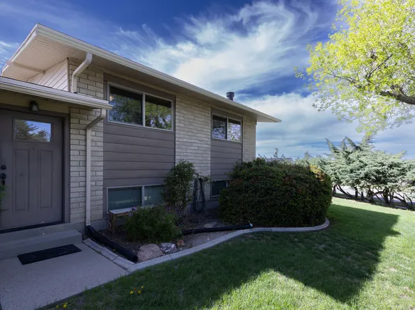 3198 S Julia Ln W, Magna, UT 84044