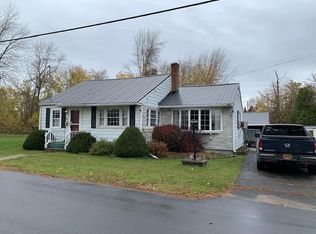 70 Chapman St, Rouses Pt, NY 12979