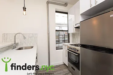 Rented by Clove Realty LLC