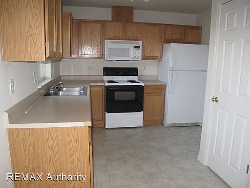 4th image of 510 Sunny Ln