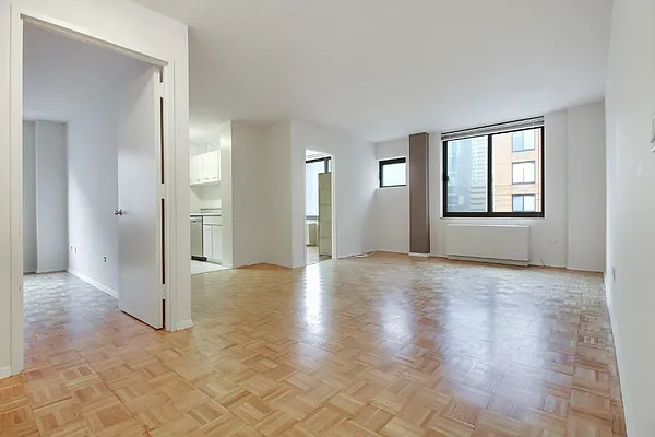 Rented by Level Group | media 15