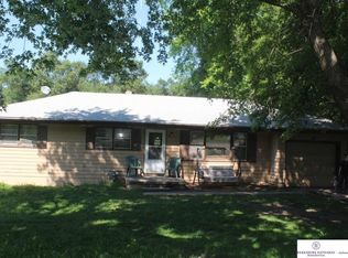 7916 Military Ave, Omaha, NE 68134