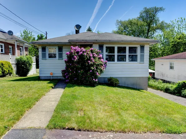 71 Hutchinson Street, Waterbury, CT 06708