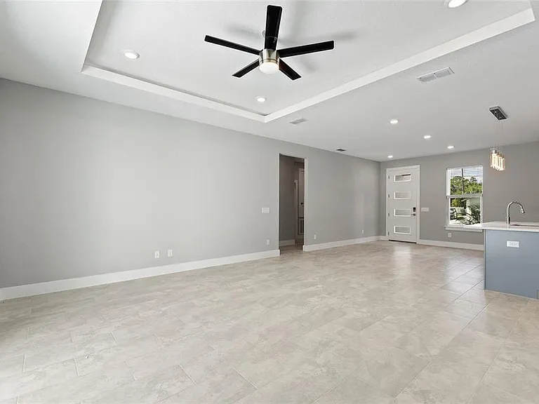 3707 Fontainebleau St — Photo 7