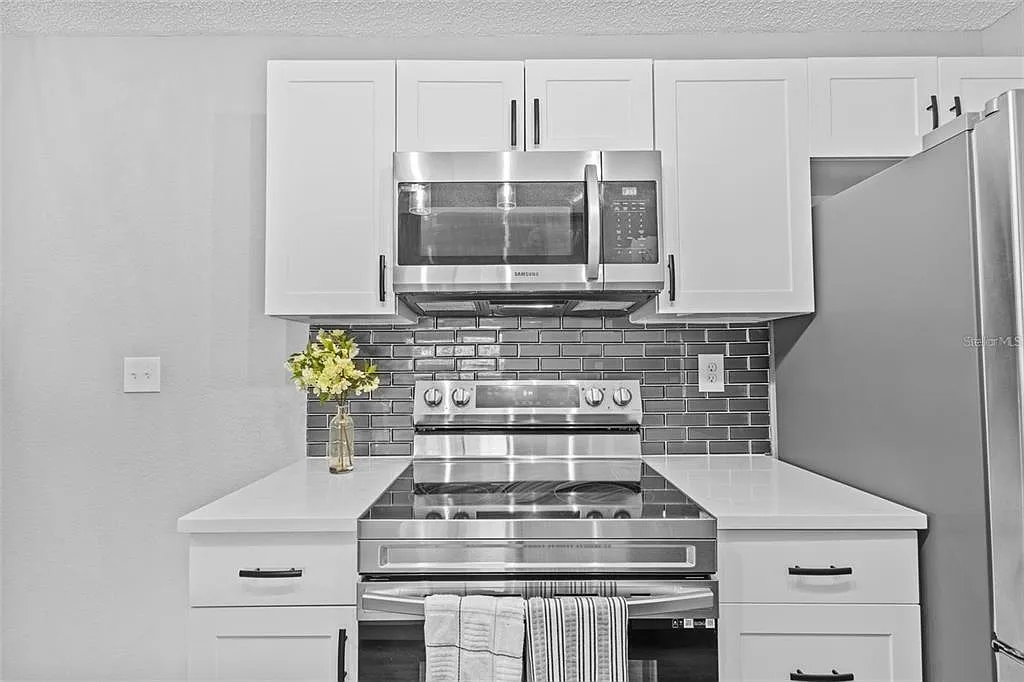 2 bed, 2.0 bath, 1028 sqft, $2,150 — Photo 4