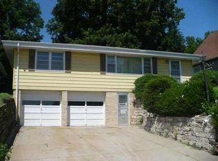 854 S 50th Ave, Omaha, NE 68106