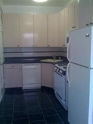 Rented by Douglas Elliman | media 15