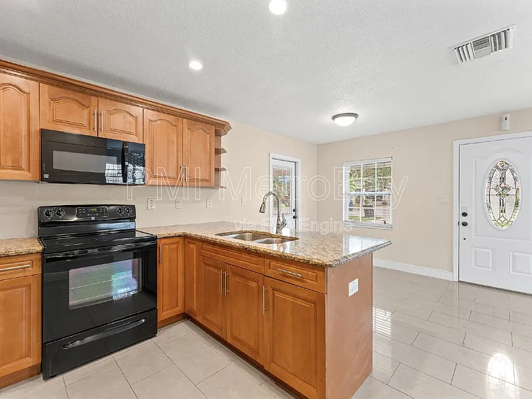 4312 W Nassau St — Photo 22