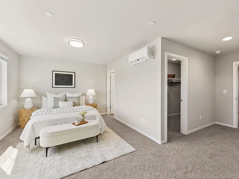 2301 Mill St NE — Photo 13
