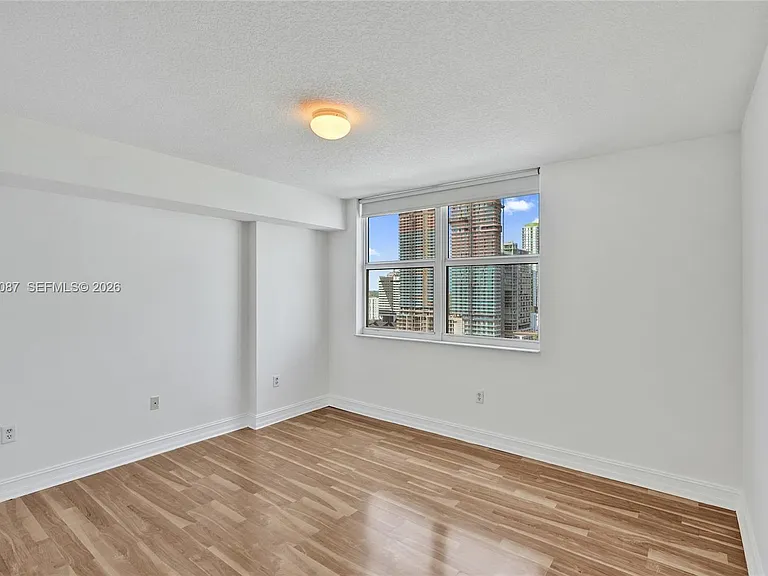 31 SE 5th St #2305 — Photo 21