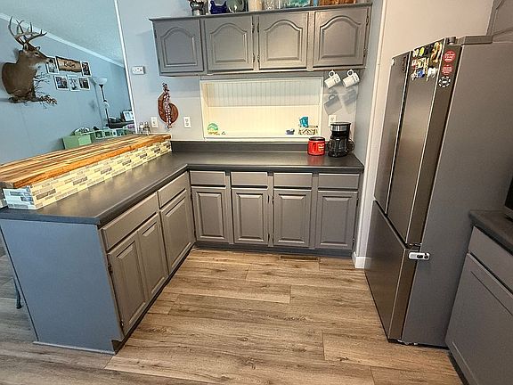 5th image of 927 E St #190N