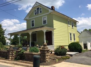 9 Kirche St, Lovettsville, VA