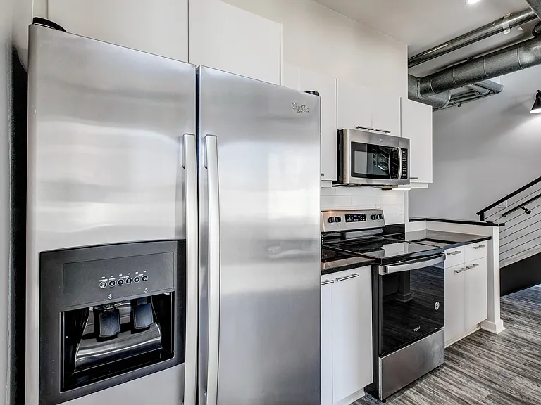 The Lofts at Atlantic Station- Kitchen 1