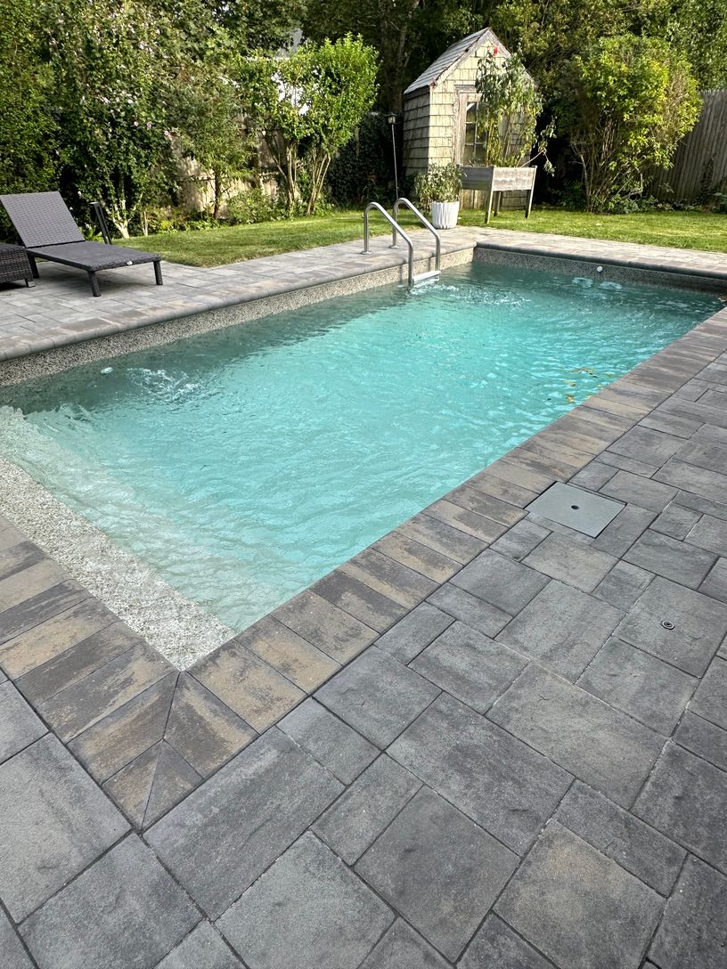 Pool and surroundings