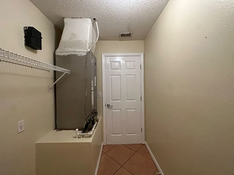 857 Blanc Ct — Photo 37