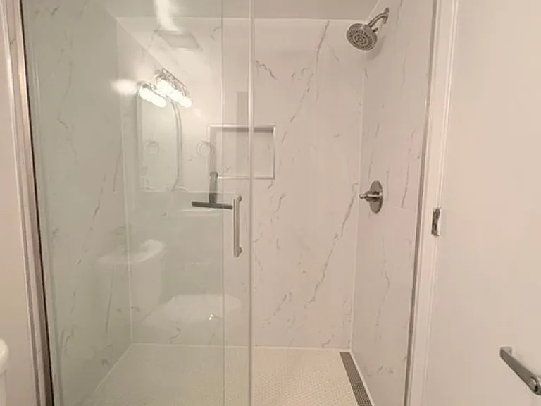 7500 Woodmont Ave #907 — Photo 28
