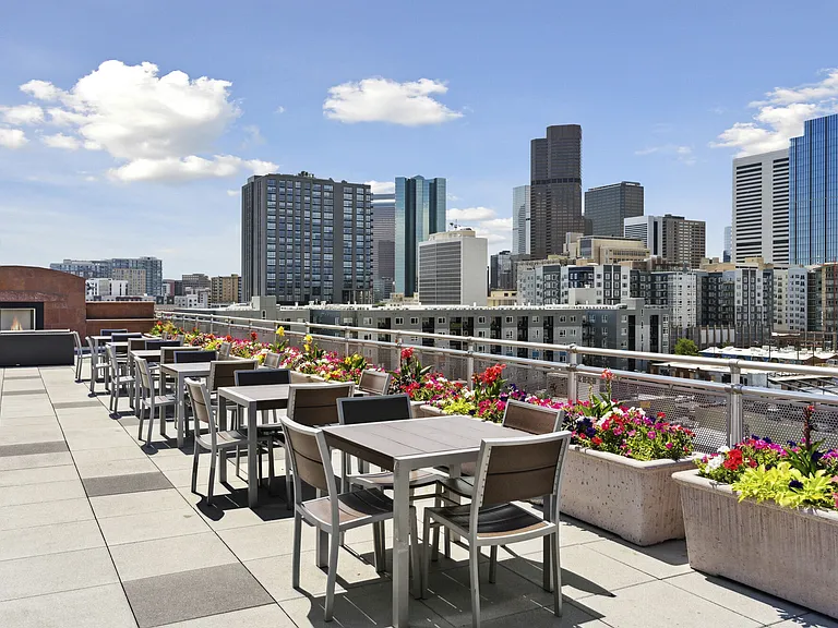 Premier Lofts — Photo 3