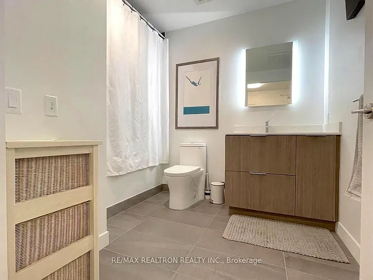 185 Alberta Ave #804 — Photo 11
