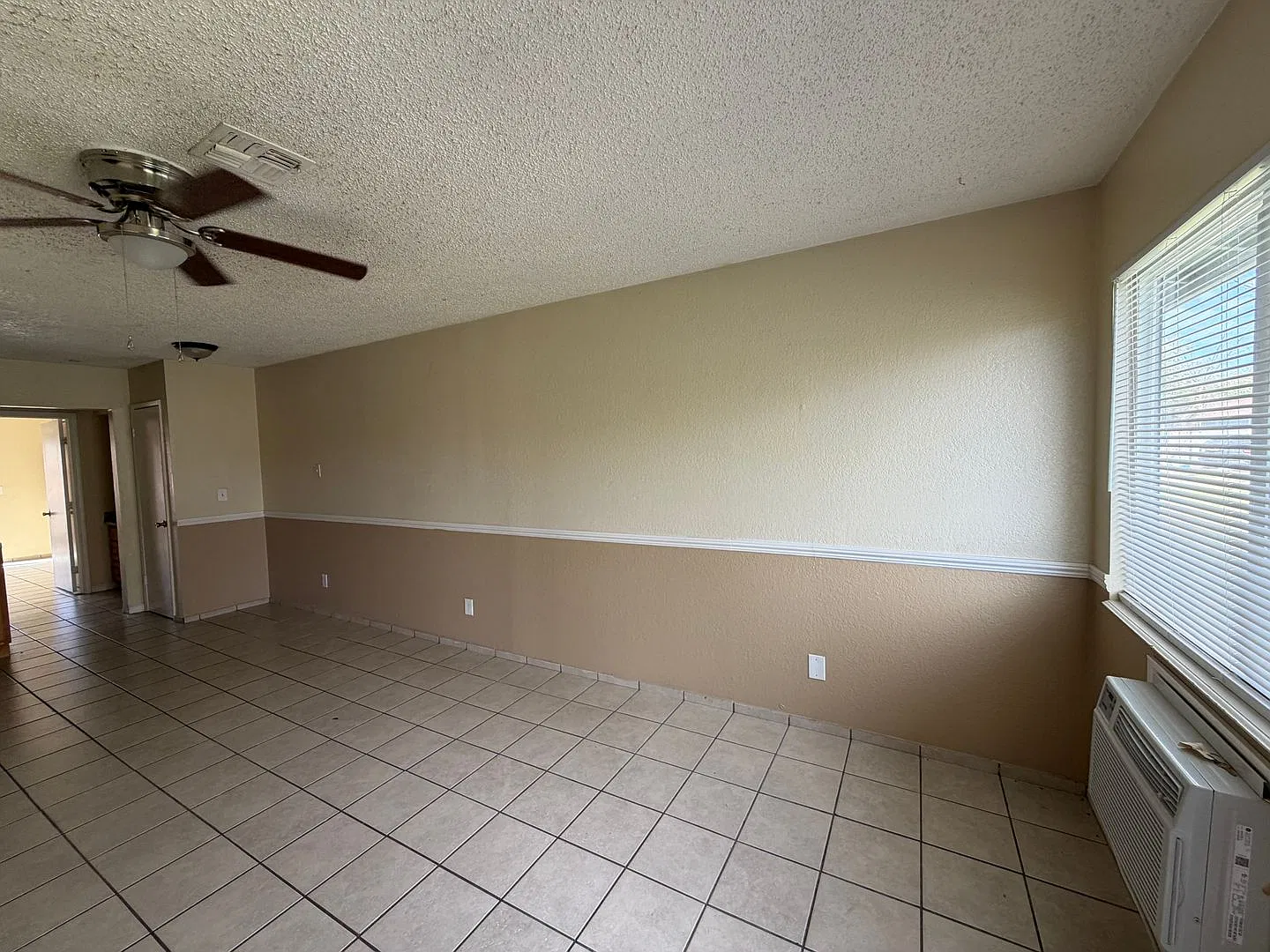 6769 California #18, Available now — Photo 3