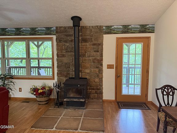 5th image of 287 Islandview Point