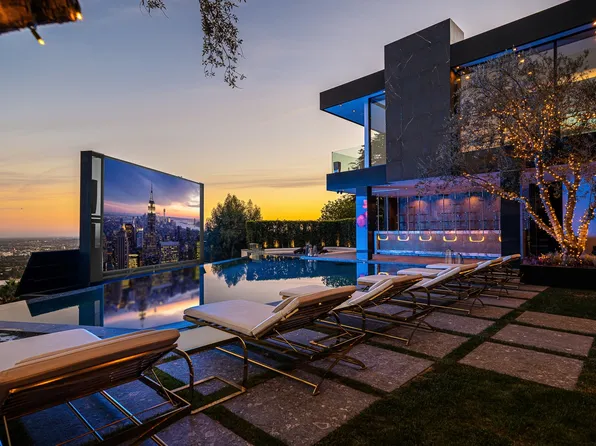 1200 Bel Air Rd, Los Angeles, CA 90077