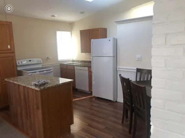 (undisclosed Address), Seaford, NY 11783