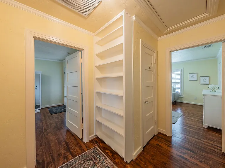 2157 W Lotus Ave — Photo 24