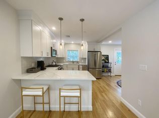 209 Havre St APT 3, Boston, MA 02128