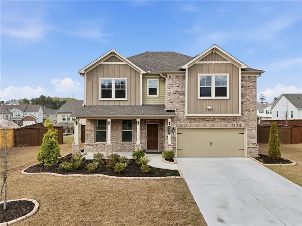 8820 Shipton Cir, Ball Ground, GA 30107