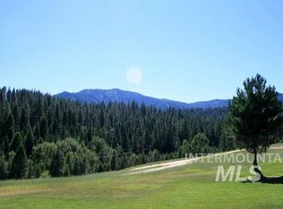 2 Terrace Ln, Garden Valley, ID 83622