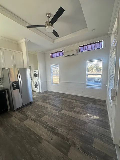 1 bed, 400 sqft, $1,300 — Photo 3