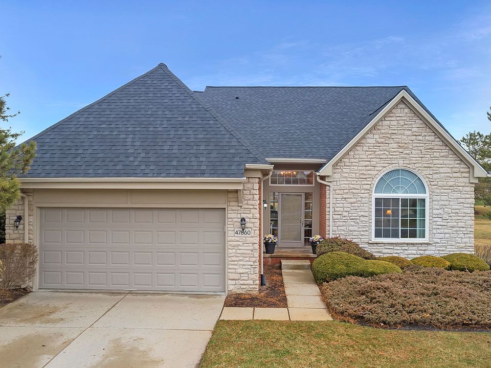 1st image of 47860 Vistas Circle Dr N