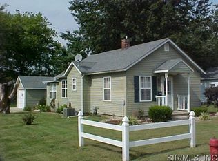 417 W Mulberry St, Jerseyville, IL 62052