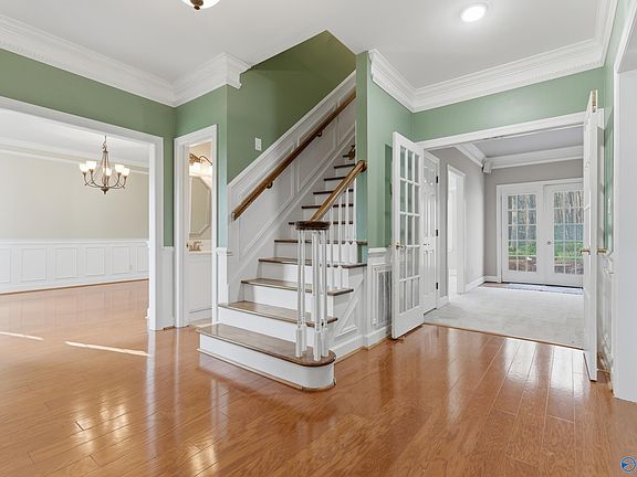 3rd image of 112 Conger Rd