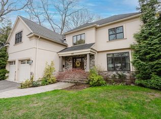 140 Greenwood St, Newton, MA 02459