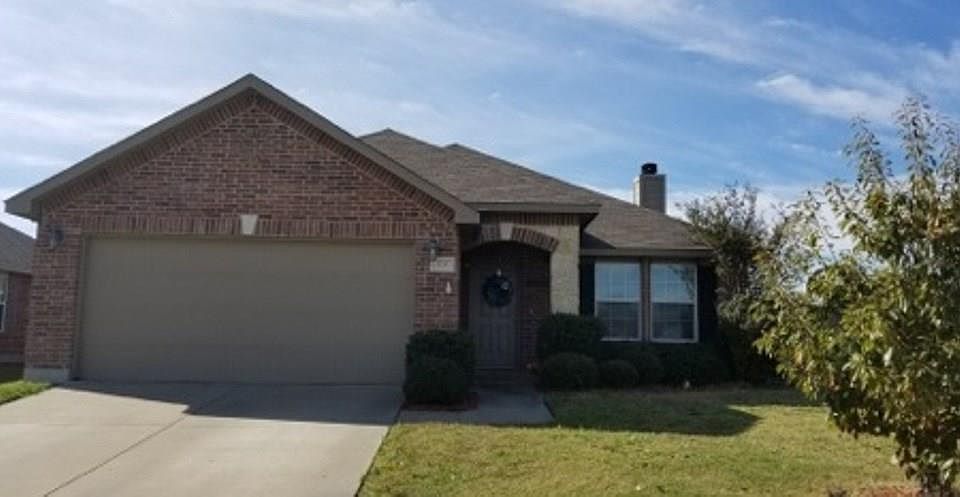 1st image of 535 Silver Leaf Dr