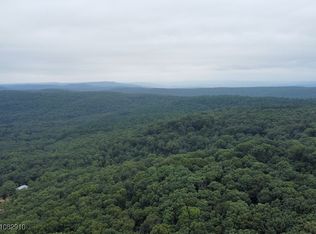 1 Happy Hollow Rd, Chester, AR 72934