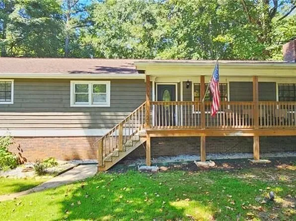6375 Caladium Dr, Acworth, GA 30102