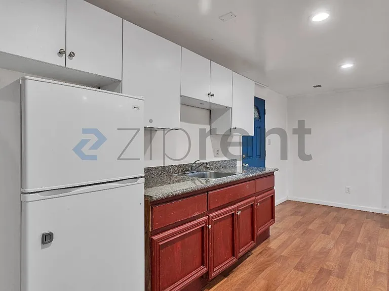 1444 Newcomb Ave — Photo 48