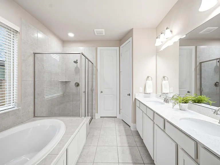 2239 Falcon Brook Dr — Photo 23