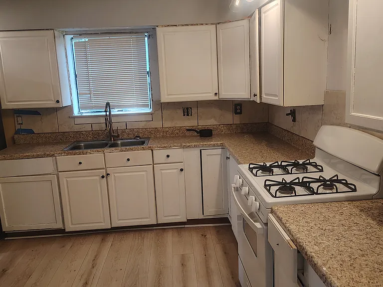 2806 Shellbark Rd — Photo 5