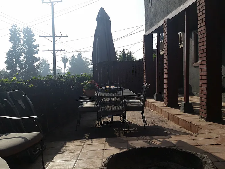2326 Riverside Dr — Photo 22