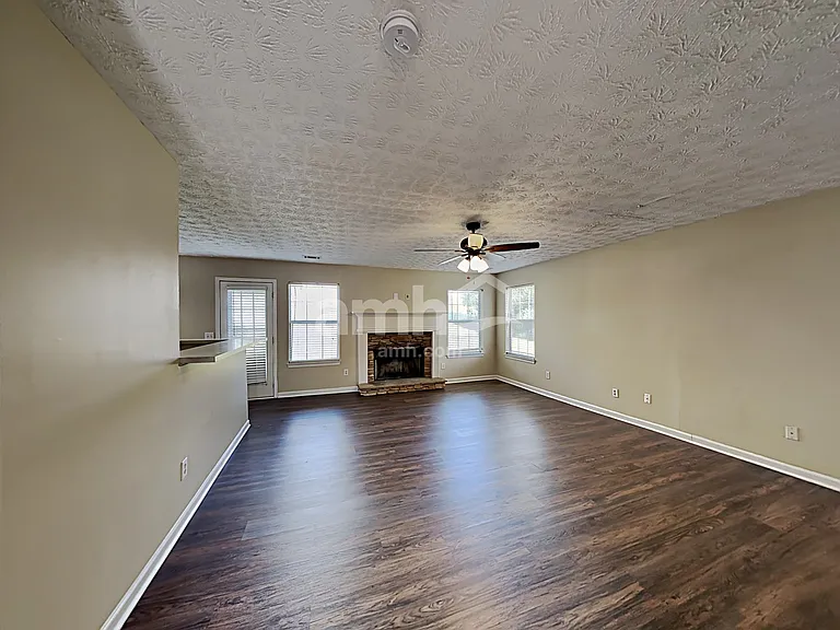 714 Baskins Cir — Photo 7