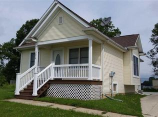 2076 Homestead Ln, Adrian, MI 49221