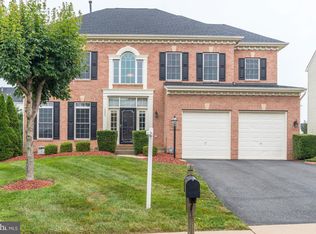 18805 Hundred Acre Ln, Triangle, VA 22172