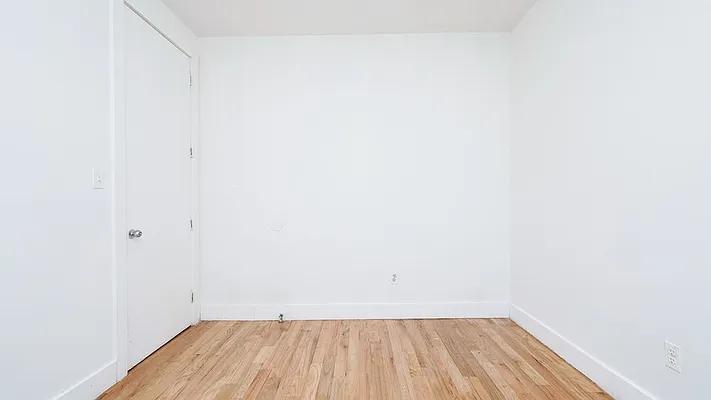 Rented by Nooklyn NYC LLC | media 31