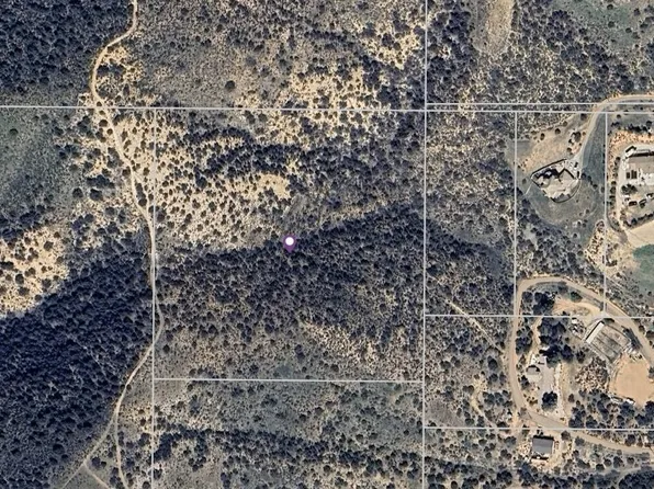 Vic Larchfork Road Clayval, Acton, CA 93510