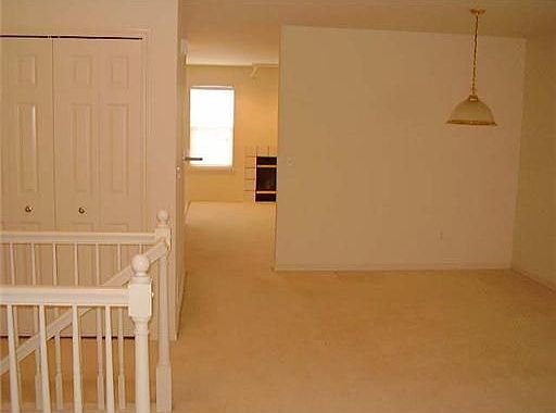 4th image of 3005 Barclay Way