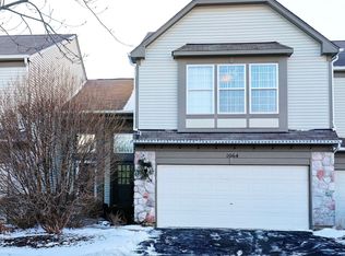 1064 Stamford Ct, Aurora, IL 60502