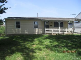 604 W Jefferson St, O'Fallon, IL 62269